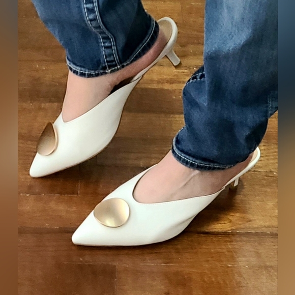 White pointed mules Gold‎ coin Midnight Velvet 7.5 - Picture 9 of 10